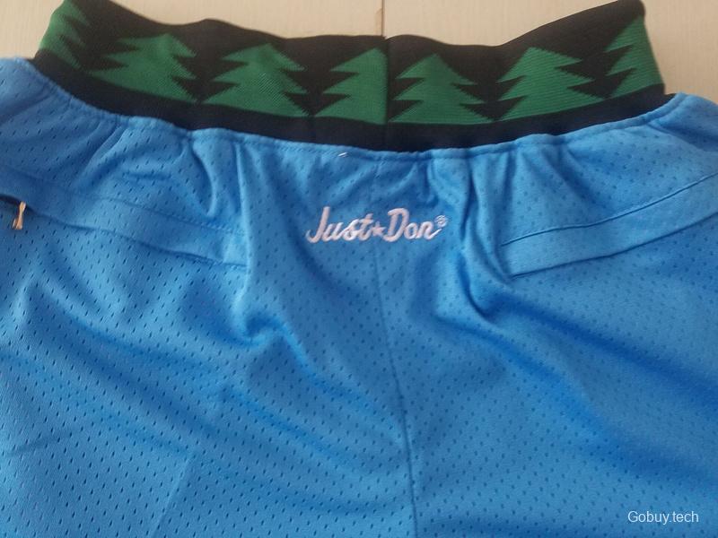 Minnesota 2003-04 Throwback Classics Basketball Team Shorts