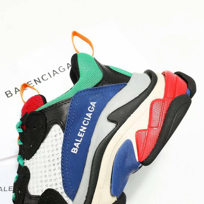 Men/Women Balenciaga Triple S Black/Red/White Sneaker Item 6380400