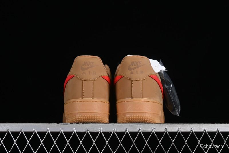 Nike Air Force 1'07 Low Wheat Sneakers