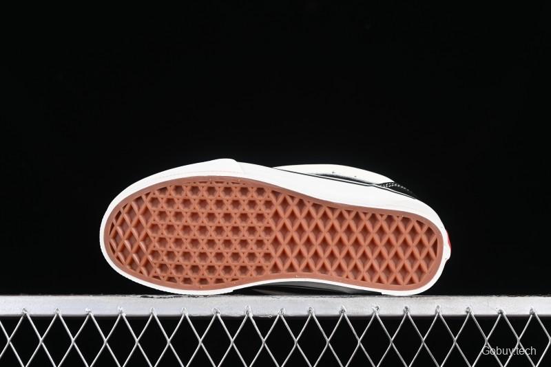Vans Classics Knu Skool Retro Skate Shoes with Thickened Tongue and Oversized Toe - VN0009QCBLK