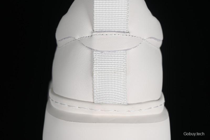 Ecco Soft 60th Anniversary Street Fun Collection Versatile White Sneakers - 63335301002