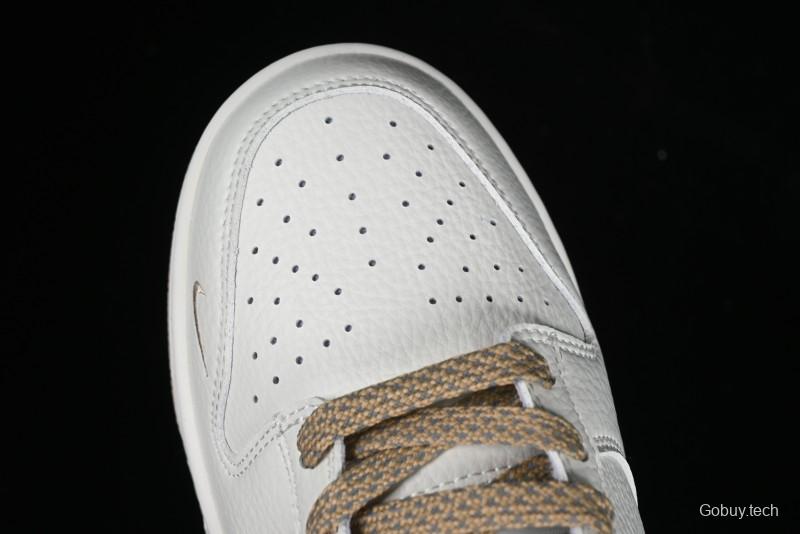 Nike SB Dunk Low Collaboration Three Swooshes Beige Gold Colorway Low-Top Casual Skateboarding Shoes - NK5639-326