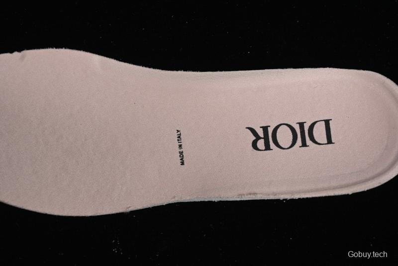 Dior B30 Sneakers with Reflective CD30 Logo and Lightweight Rubber Sole - CD30