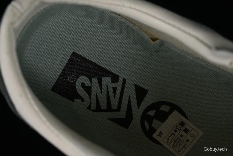 Vans Old Skool Reissue 136 Retro Casual Vulcanized Sneakers in Gray Blue White - VN000CRPGRN
