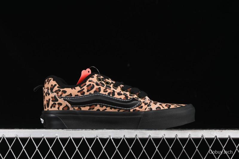 Vans Classics Knu Skool Retro Sneakers with Enlarged Toe and Thickened Trim - VN000CSQW3ZT188