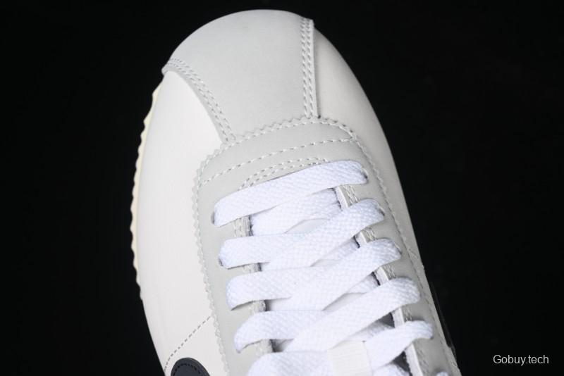 Nike Classic Cortez Leather Retro Running Shoes - FN7650-030