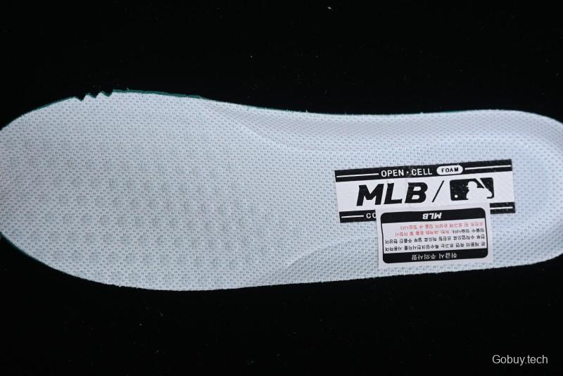 MLB Chunky Liner Basic New York Yankees Height Increasing Thick Sole Casual Sneakers - 3ASXCA12N50GRL