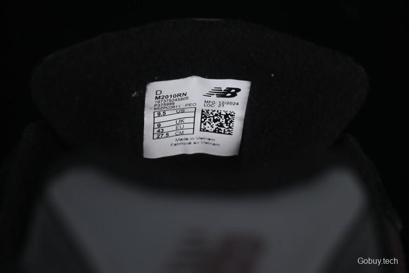New Balance 2010 Series Retro Casual Running Shoes with Soft Suede and Nylon Mesh - M2010RN