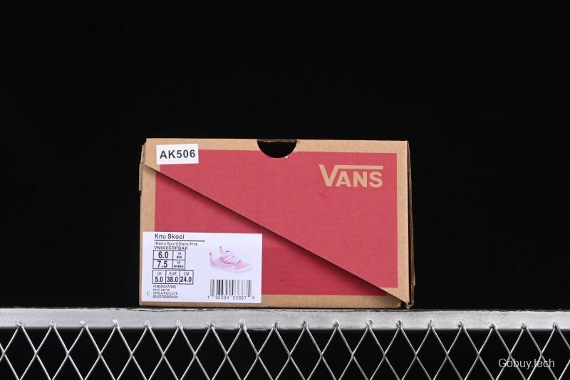 Vans Knu Skool Low-Top Retro Chunky Sneakers with Original Big Logo - VN000CRPBAK