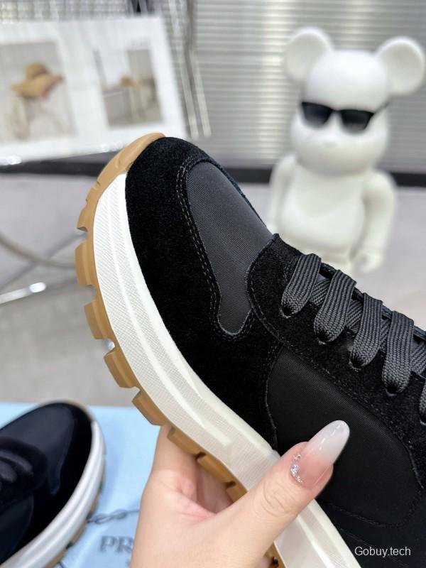 2025 Unisex Prada Black Leather Suede Sneakers KFY00310